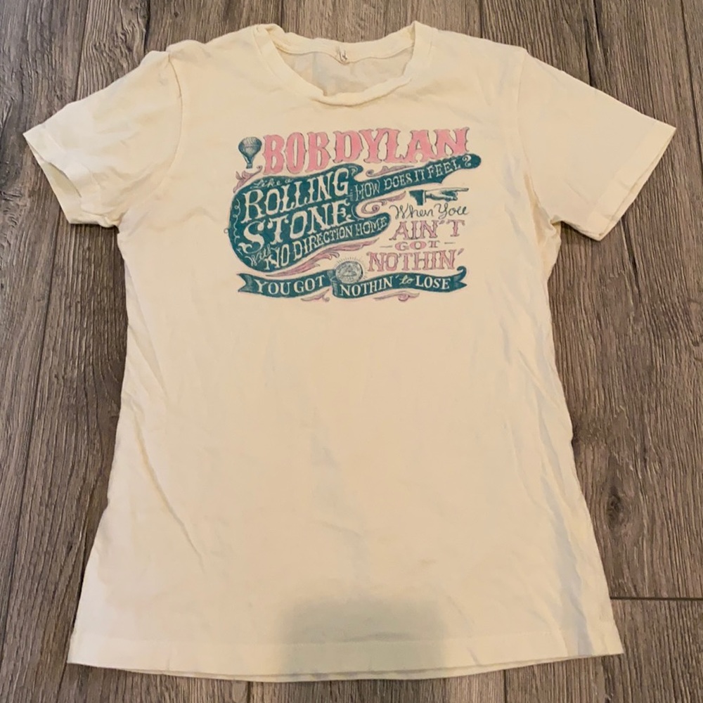 Bob Dylan band tee.